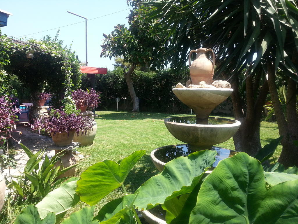 Oasi Del Gabbiano Bed & Breakfast Syracuse Exterior photo